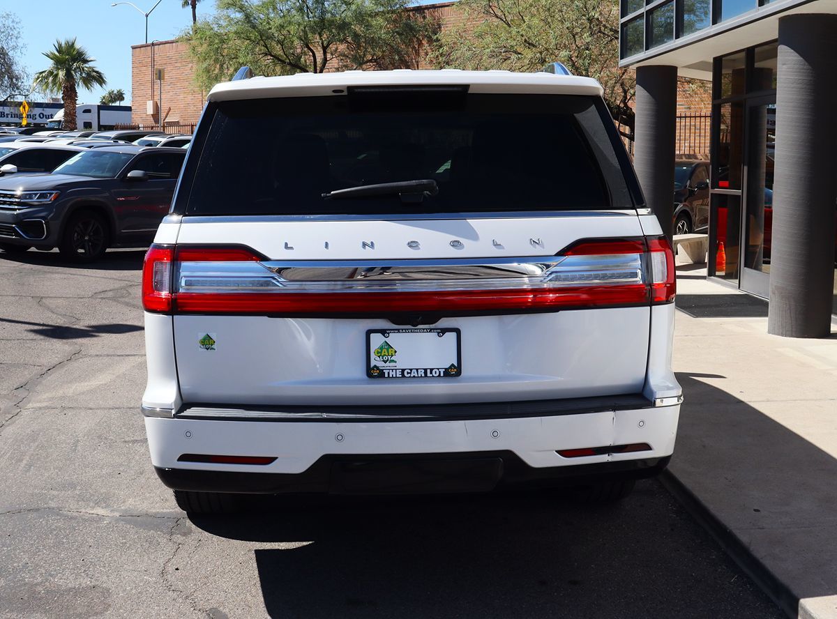 2019 Lincoln Navigator L Reserve photo 10