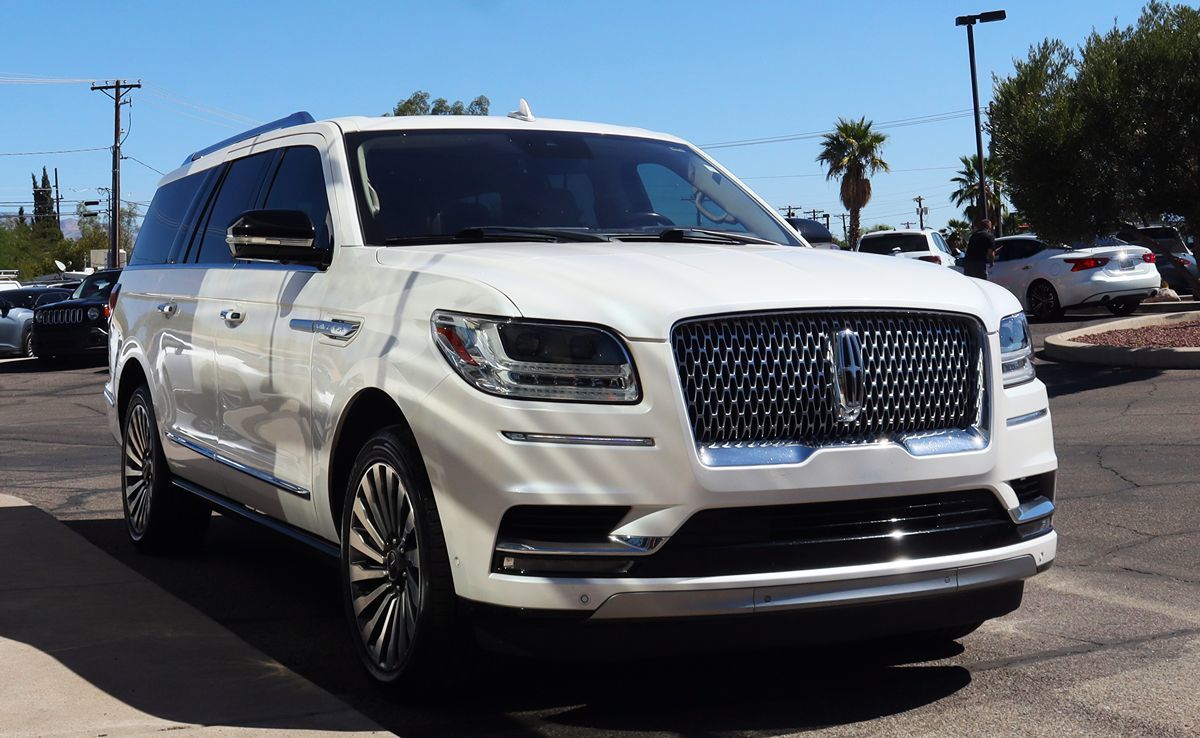 2019 Lincoln Navigator L Reserve photo 13