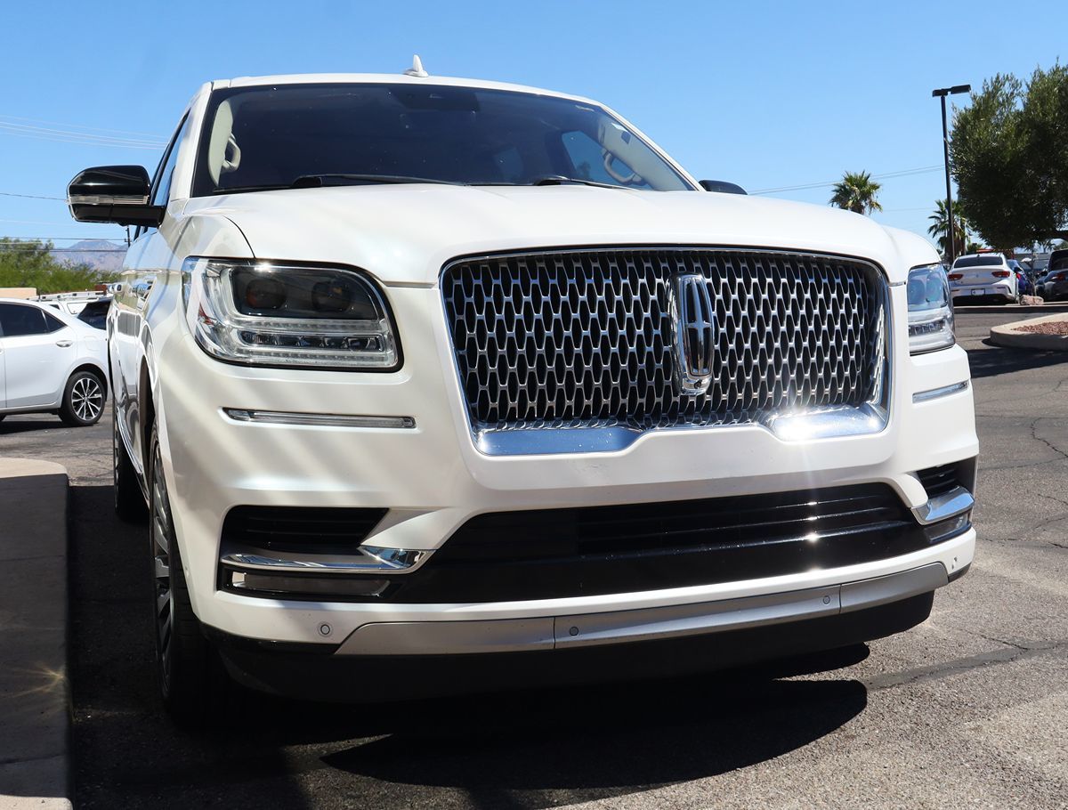 2019 Lincoln Navigator L Reserve photo 17