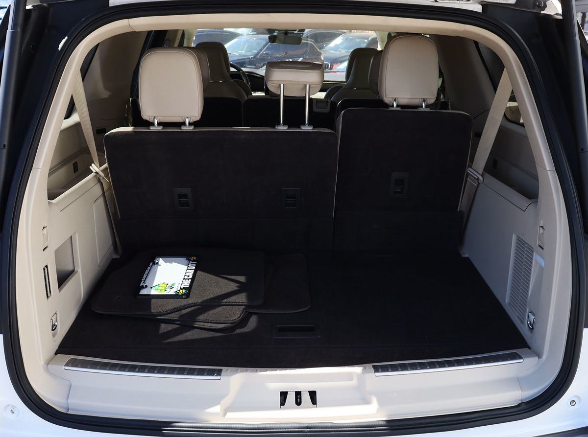 2019 Lincoln Navigator L Reserve photo 22
