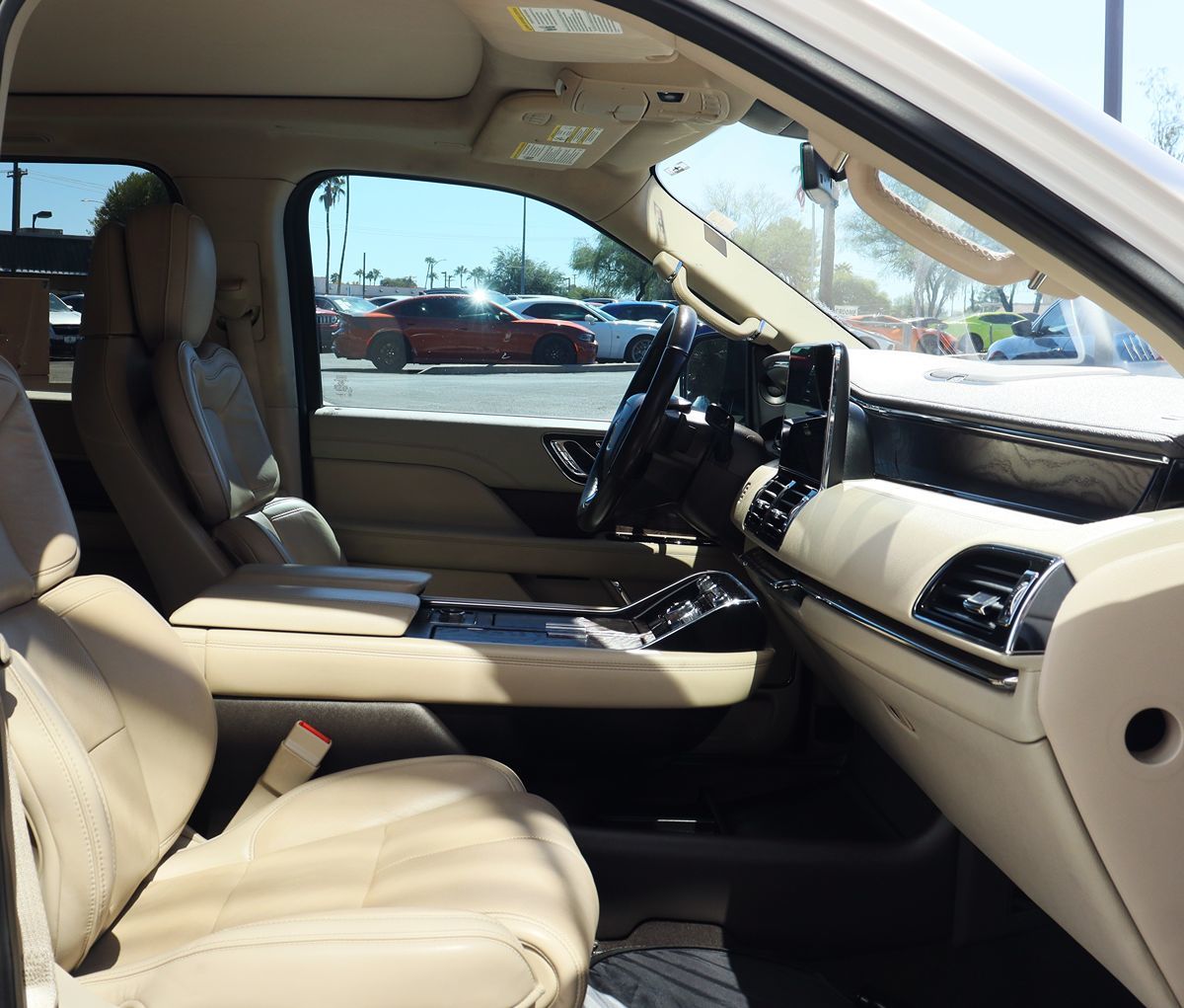 2019 Lincoln Navigator L Reserve photo 37
