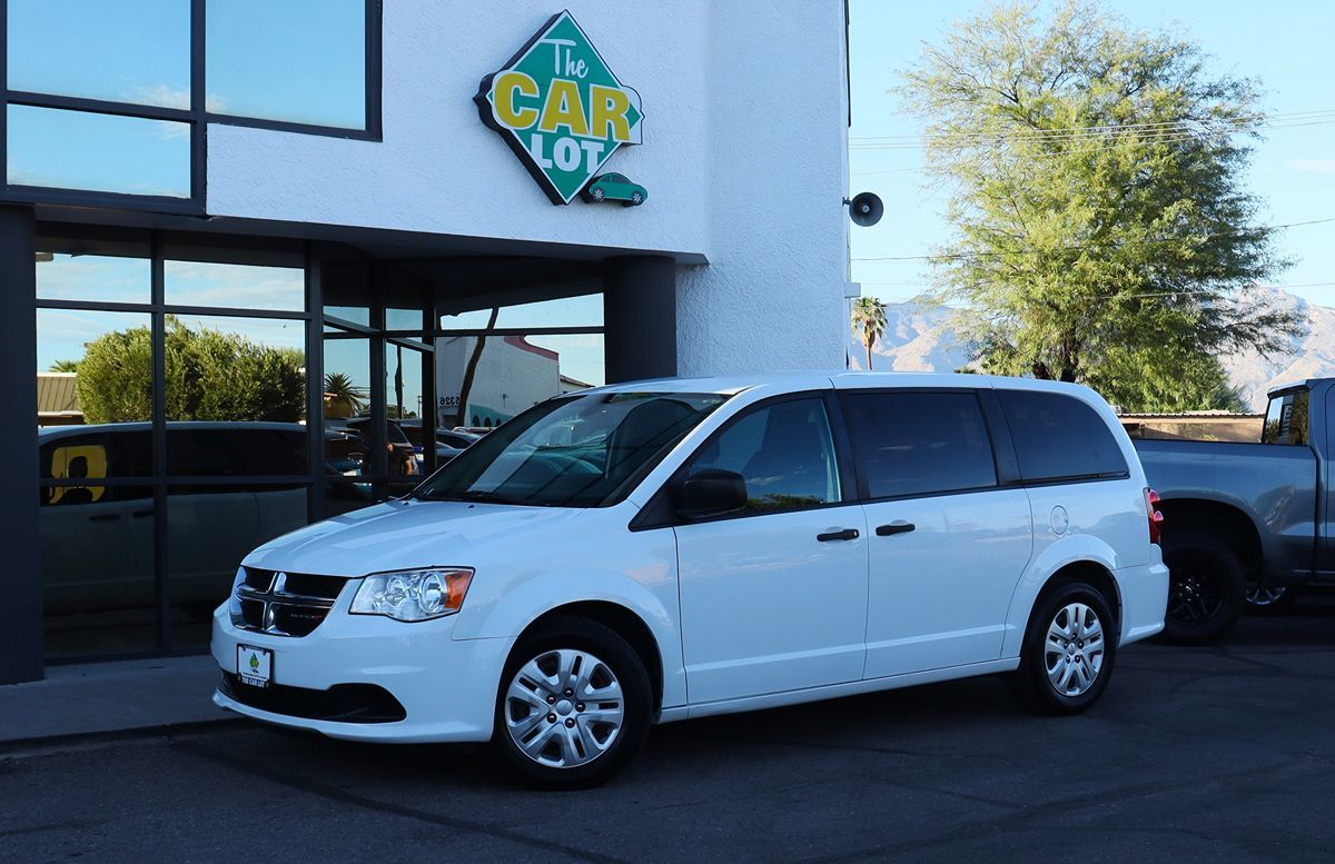 2020 Dodge Grand Caravan SE photo 2