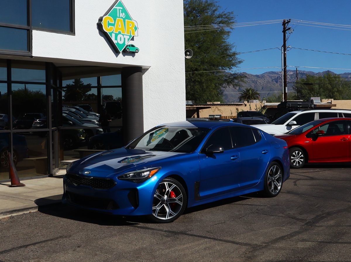 2018 Kia Stinger GT photo 2