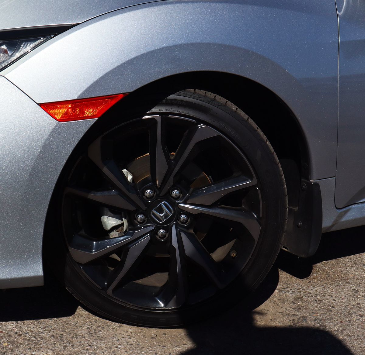 2020 Honda Civic Sport photo 4