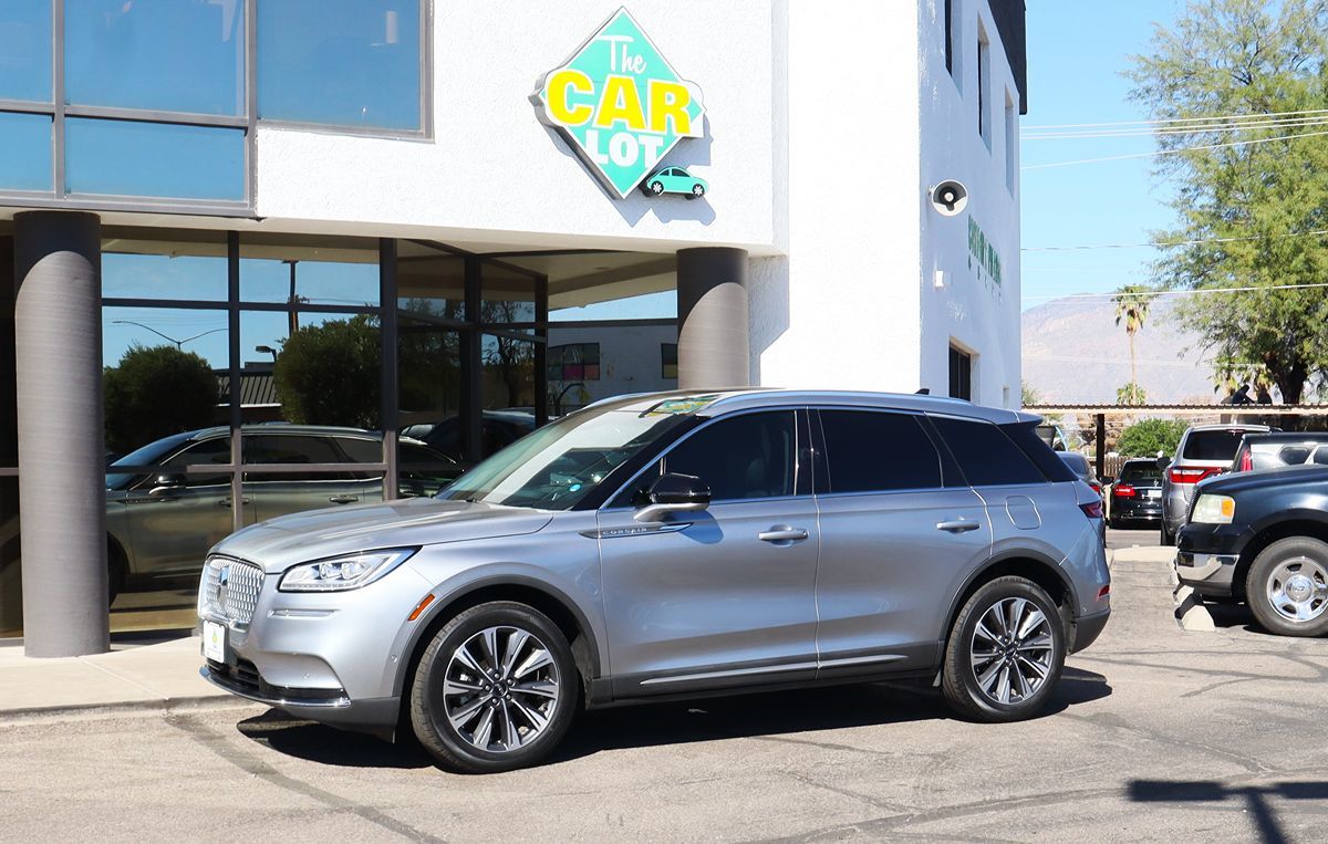 2022 Lincoln Corsair Reserve photo 2