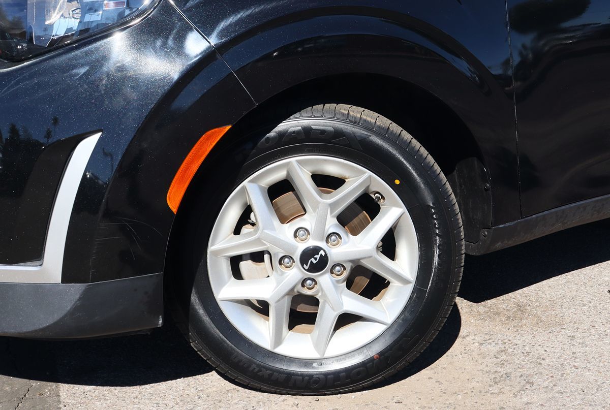 2024 Kia Soul LX Technology photo 4