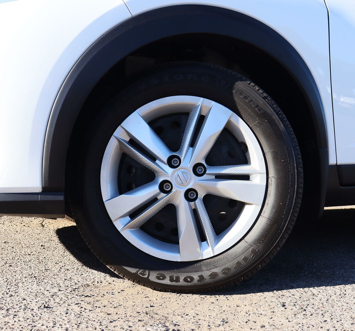 2024 Nissan Kicks S photo 4