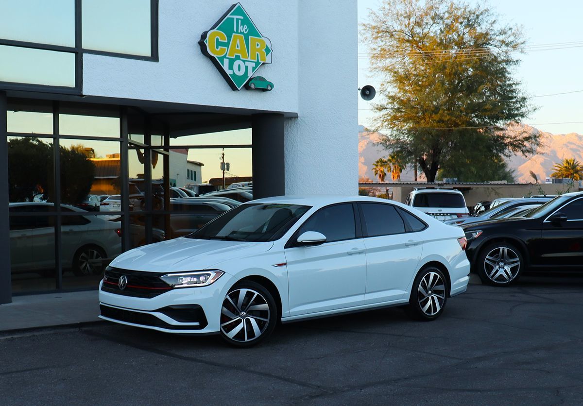 2020 Volkswagen Jetta GLI S photo 2