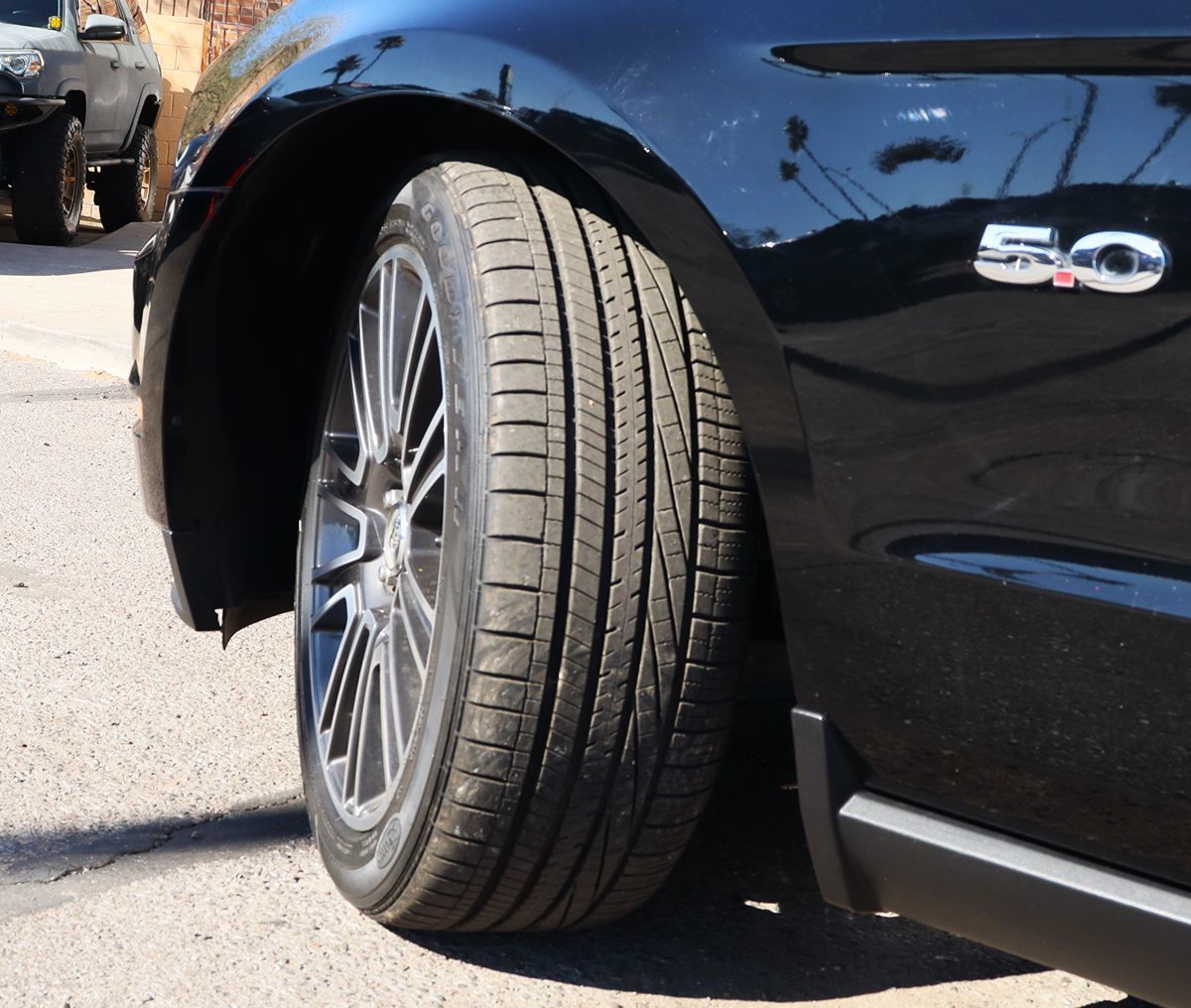 2011 Ford Mustang GT Premium photo 4
