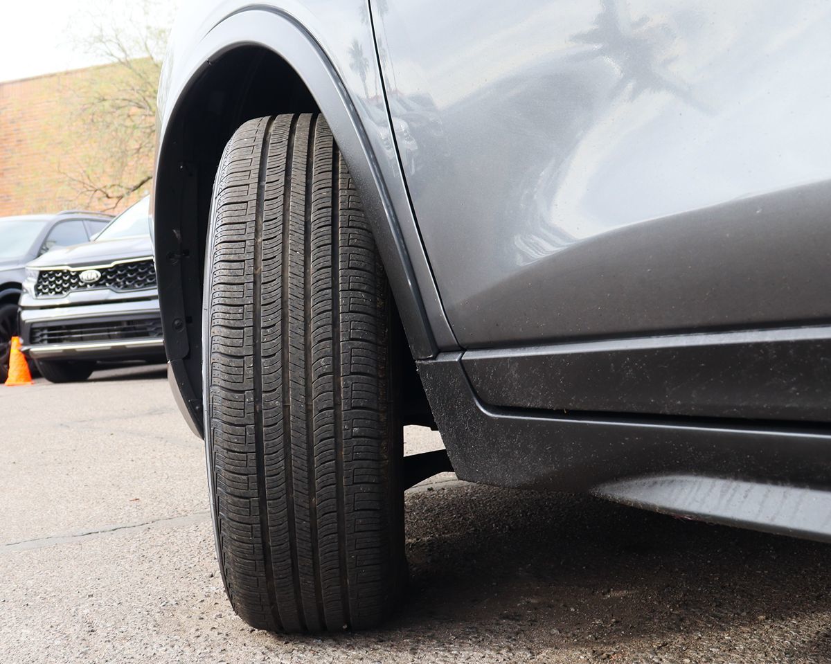 2020 Nissan Rogue S photo 3