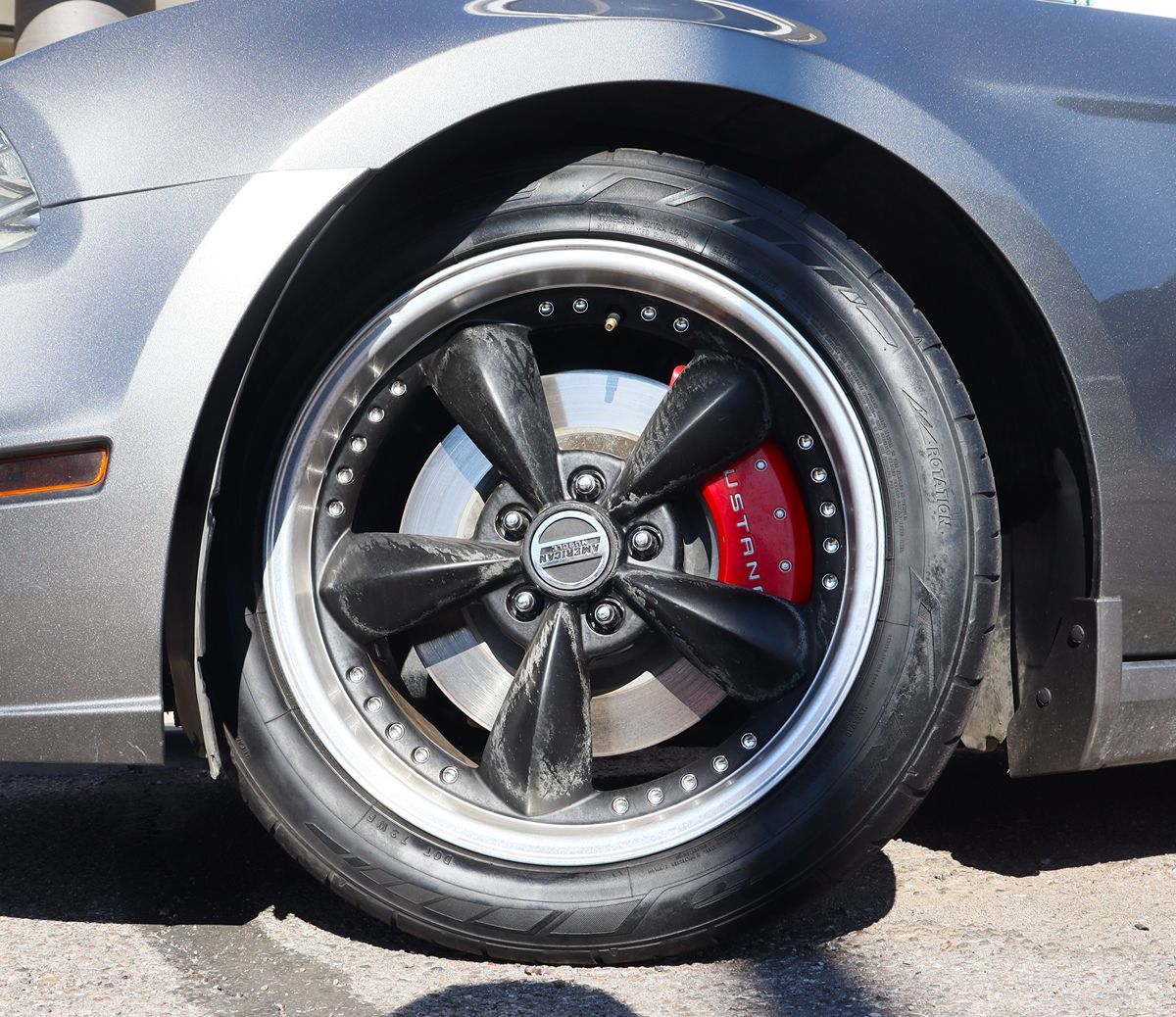 2014 Ford Mustang GT Premium photo 4