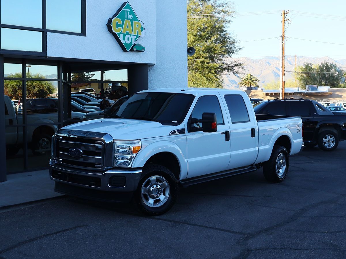 2015 Ford F-250 XLT photo 2