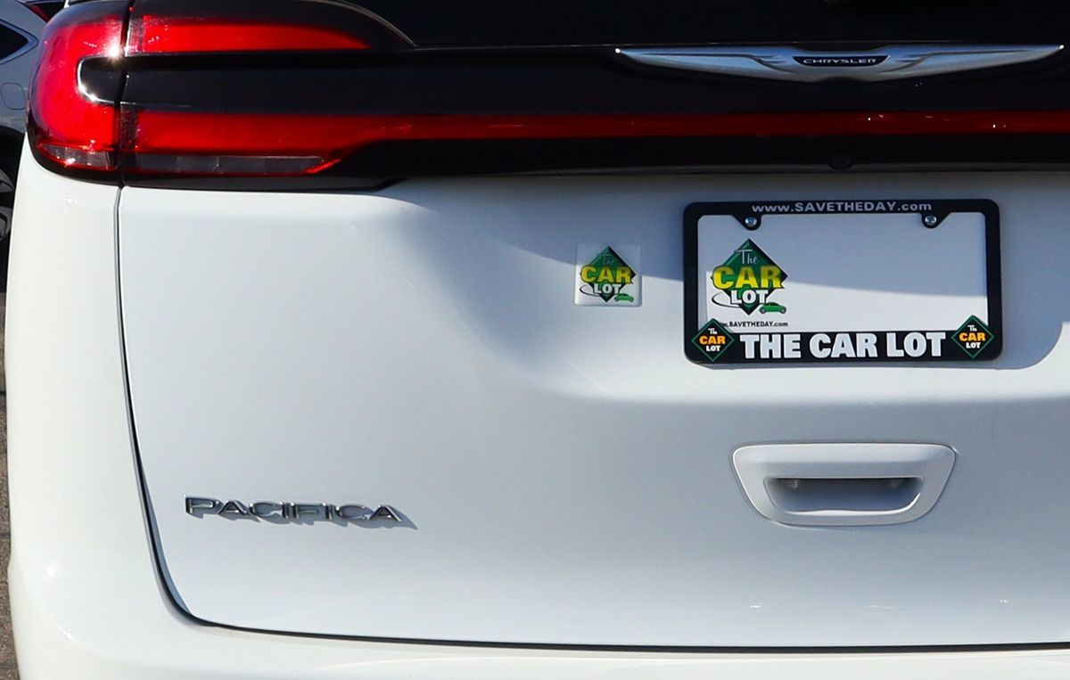2023 Chrysler Pacifica Touring L - Photo 19