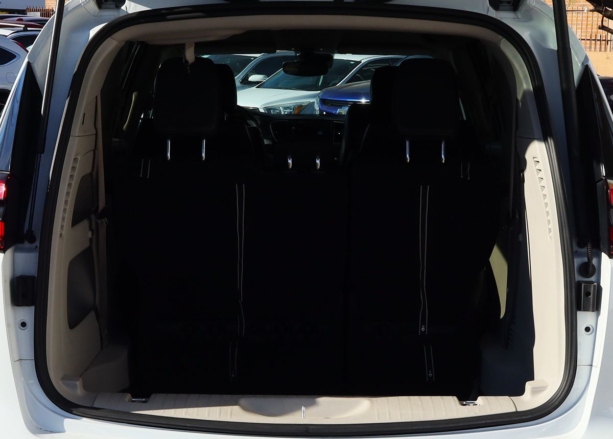 2023 Chrysler Pacifica Touring L - Photo 23