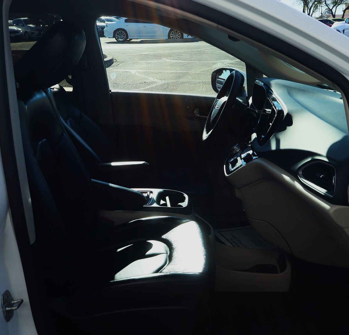 2023 Chrysler Pacifica Touring L - Photo 33