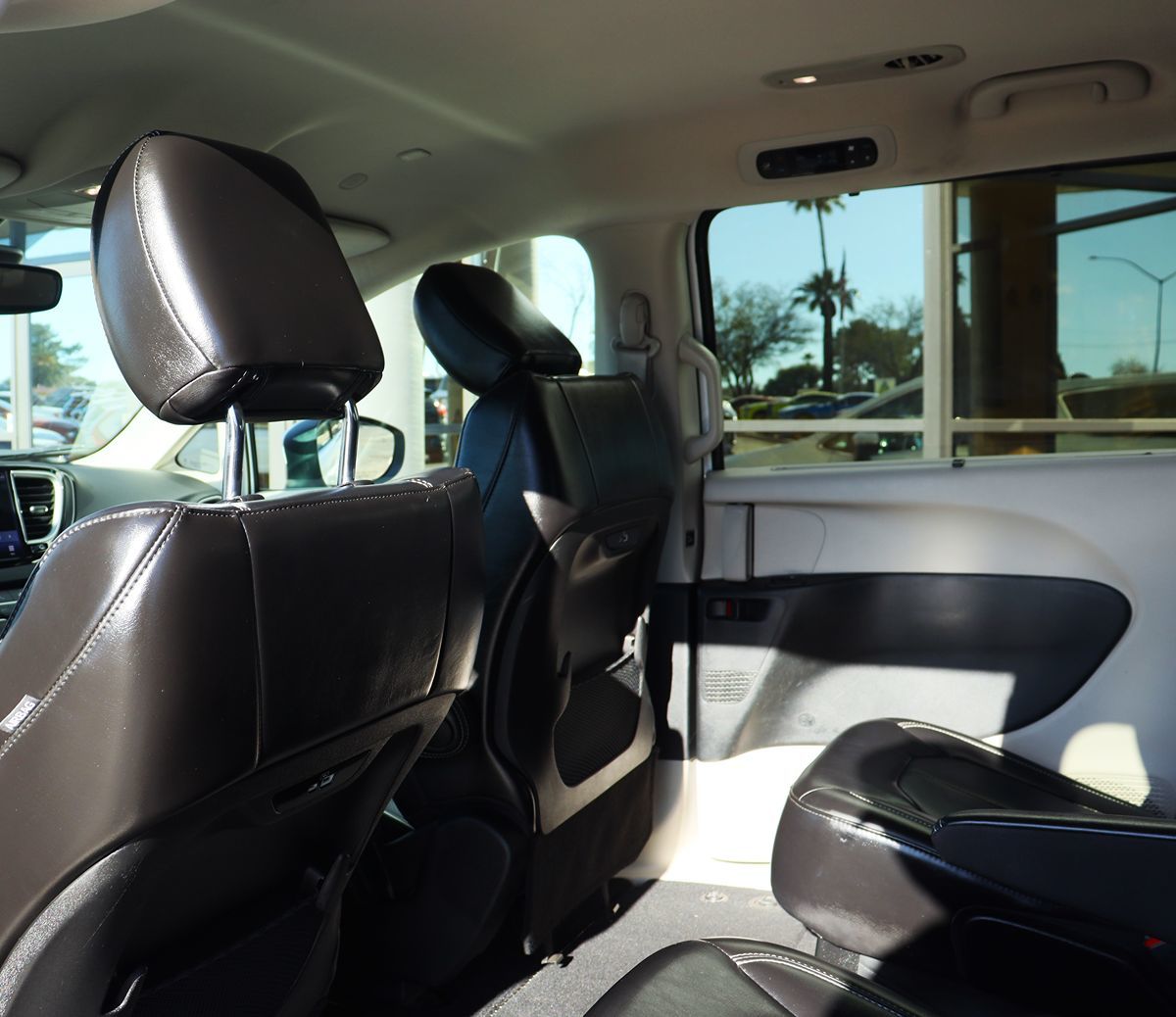 2023 Chrysler Pacifica Touring L - Photo 37