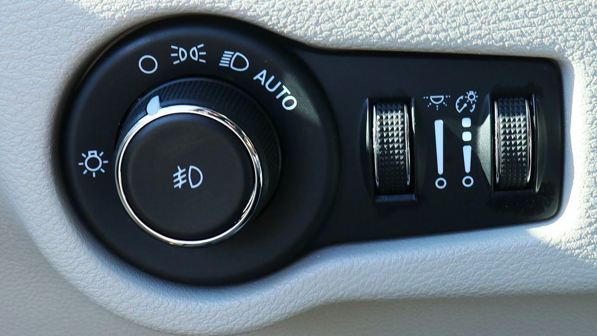 2023 Chrysler Pacifica Touring L - Photo 46