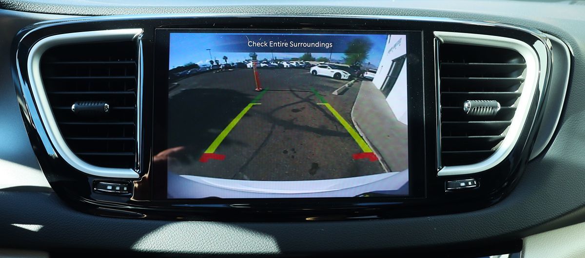2023 Chrysler Pacifica Touring L - Photo 52