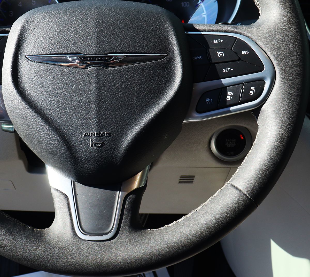 2023 Chrysler Pacifica Touring L - Photo 60