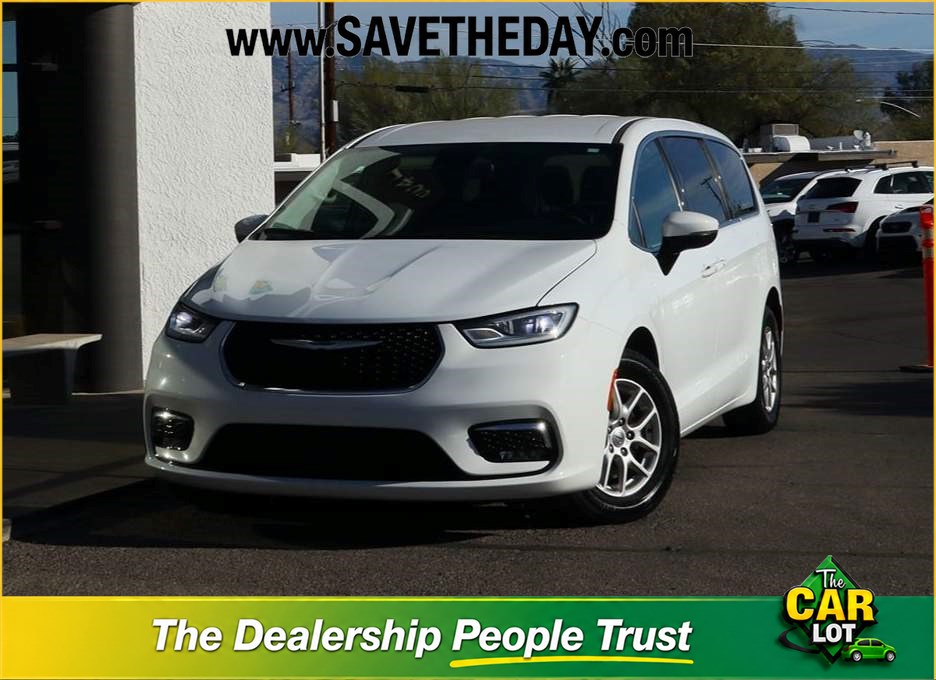 2023 Chrysler Pacifica Touring L