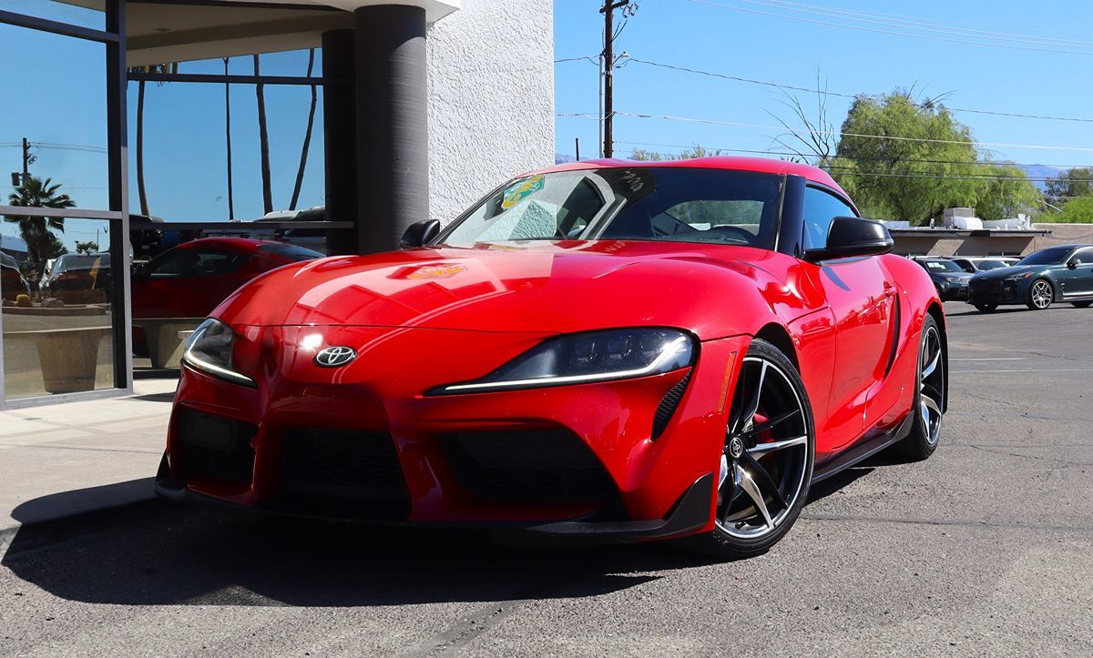 Toyota Supra photo 2