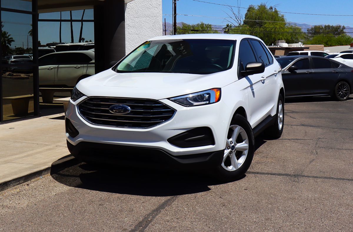 Ford Edge photo 2
