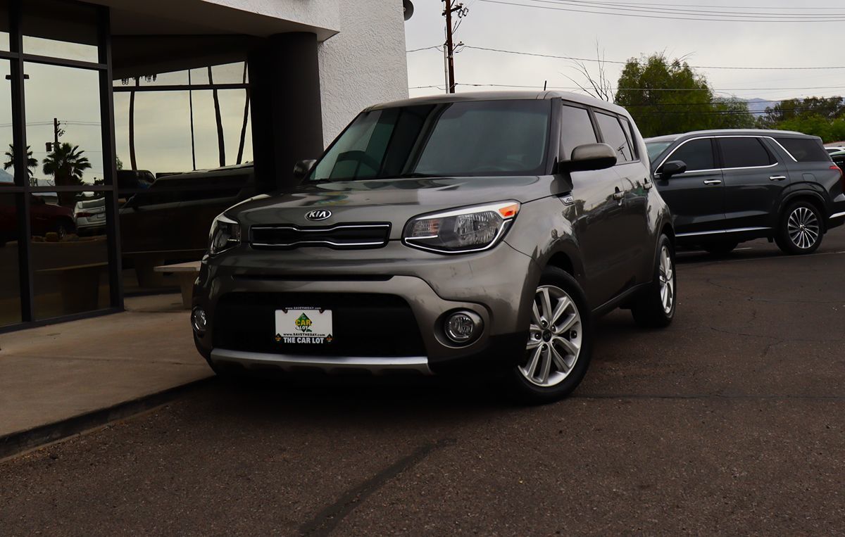 Kia Soul photo 2