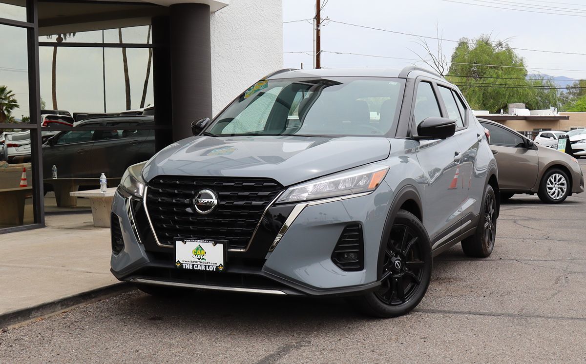 Nissan Kicks photo 2