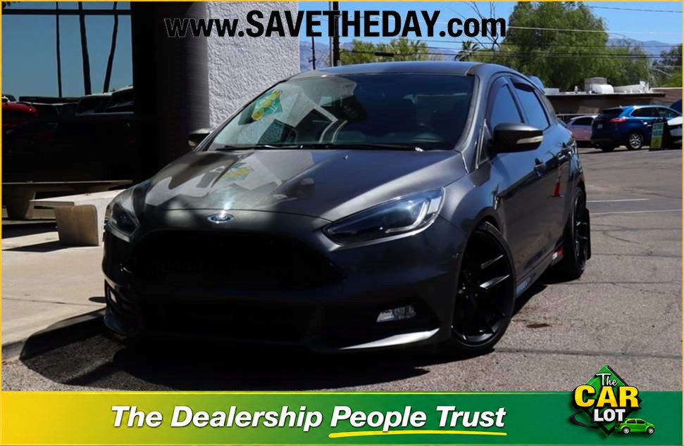 2018 Ford Focus ST