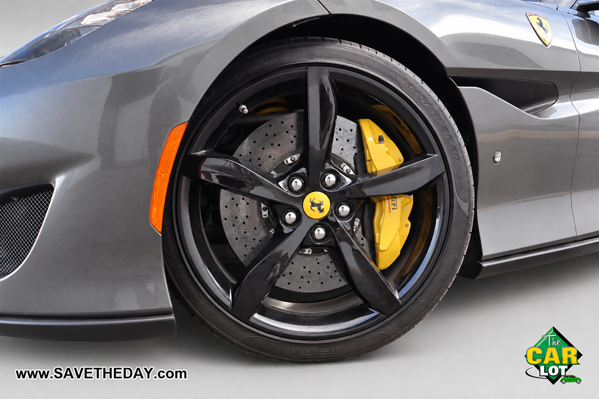 Ferrari Portofino photo 3