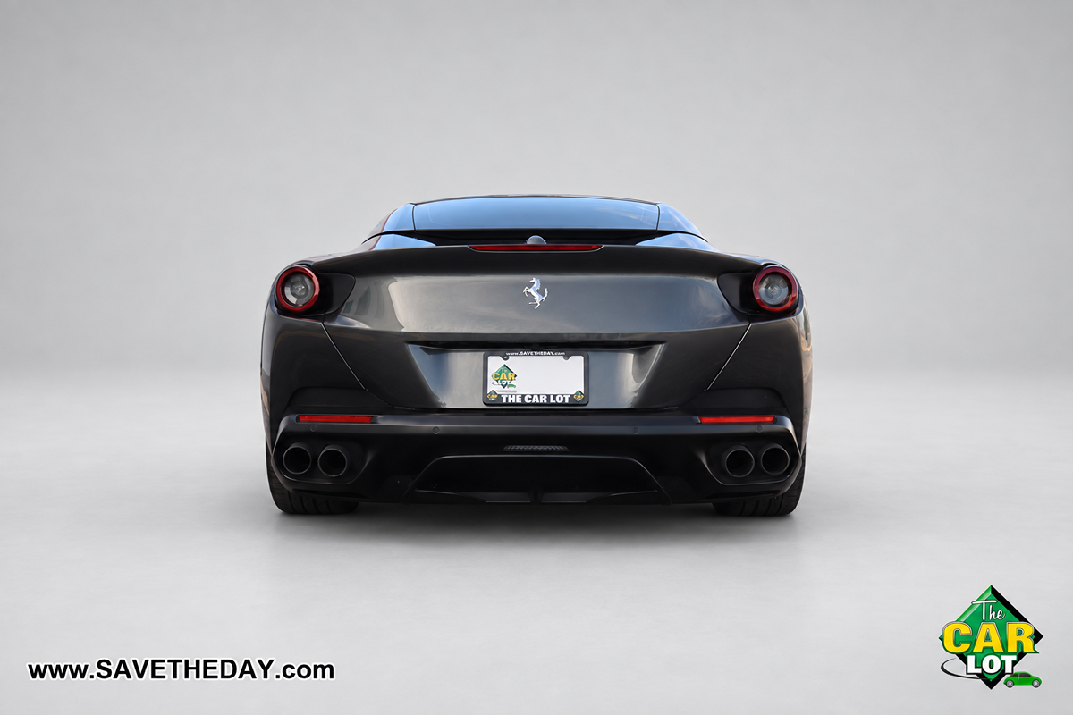 Ferrari Portofino photo 12