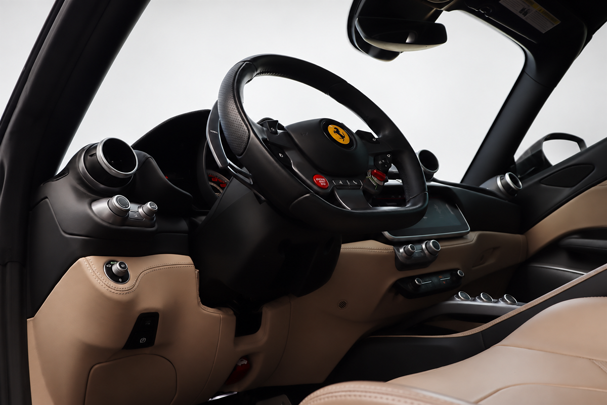 Ferrari Portofino photo 37