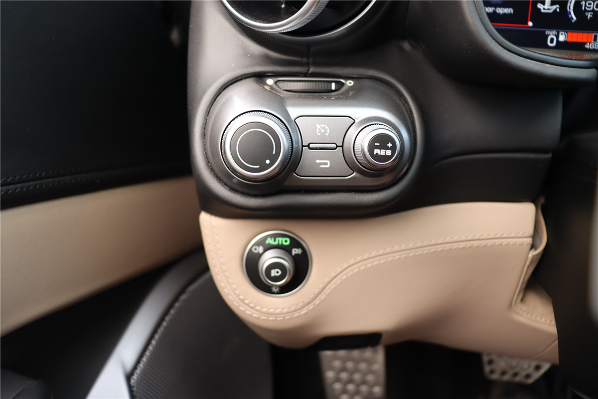 Ferrari Portofino photo 38