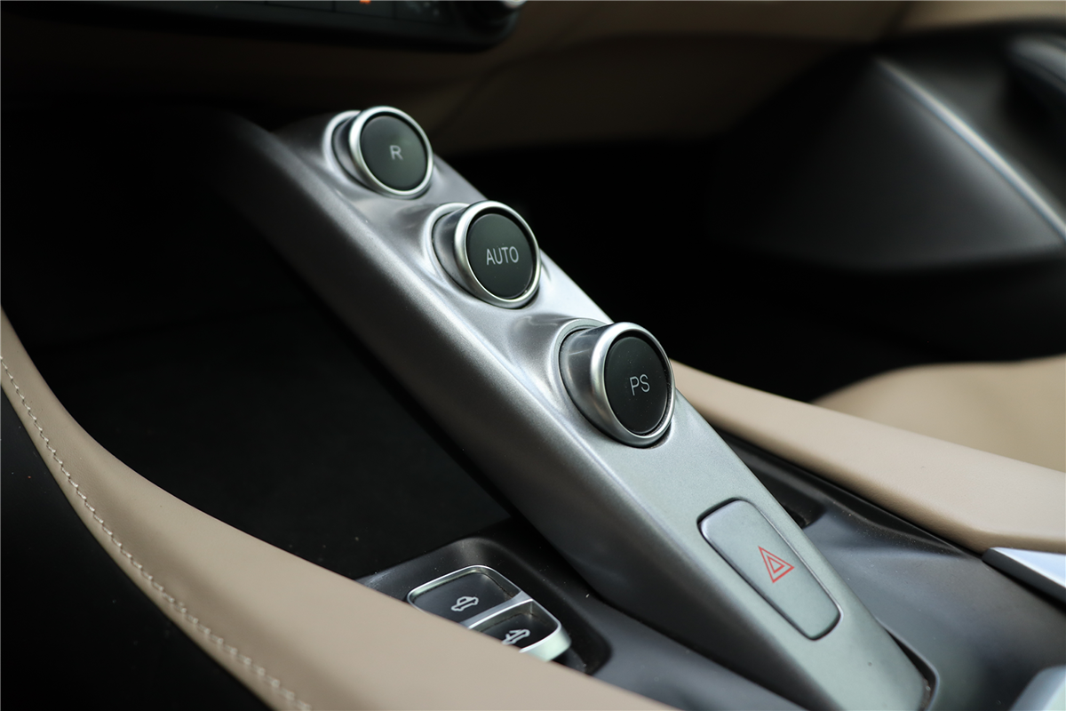 Ferrari Portofino photo 48