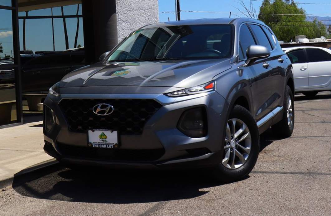 Hyundai Santa Fe photo 2