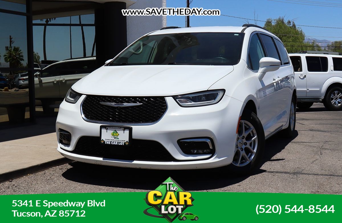 2022 Chrysler Pacifica Touring L's photo