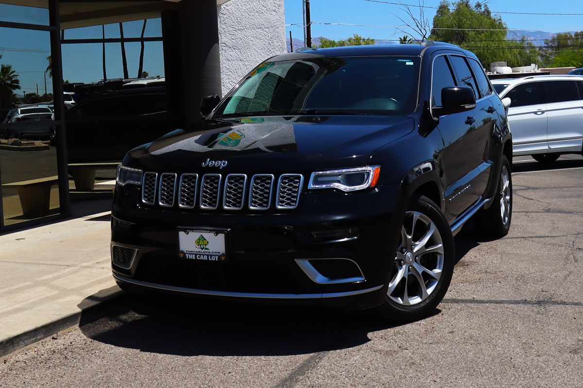 Jeep Grand Cherokee photo 2