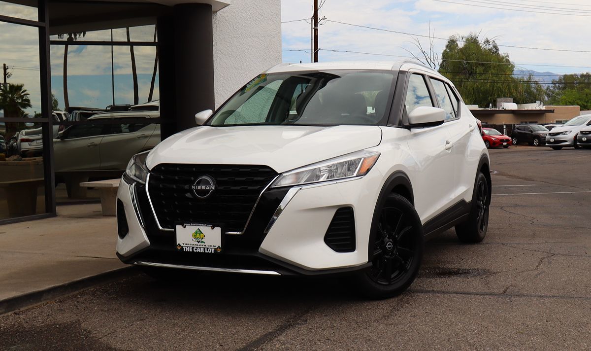 Nissan Kicks photo 2