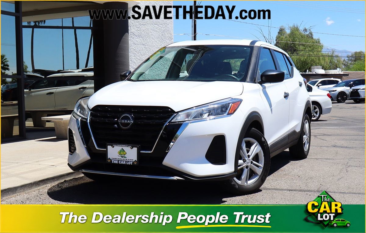 2023 Nissan Kicks S
