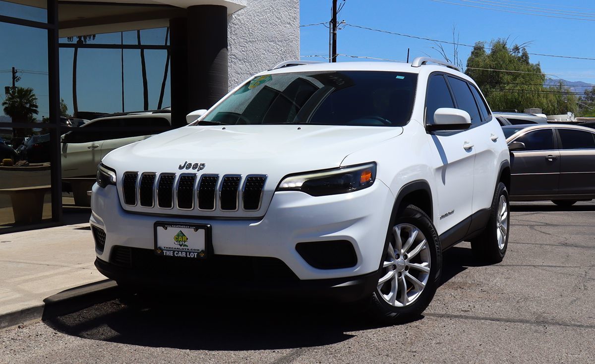 Jeep Cherokee photo 2