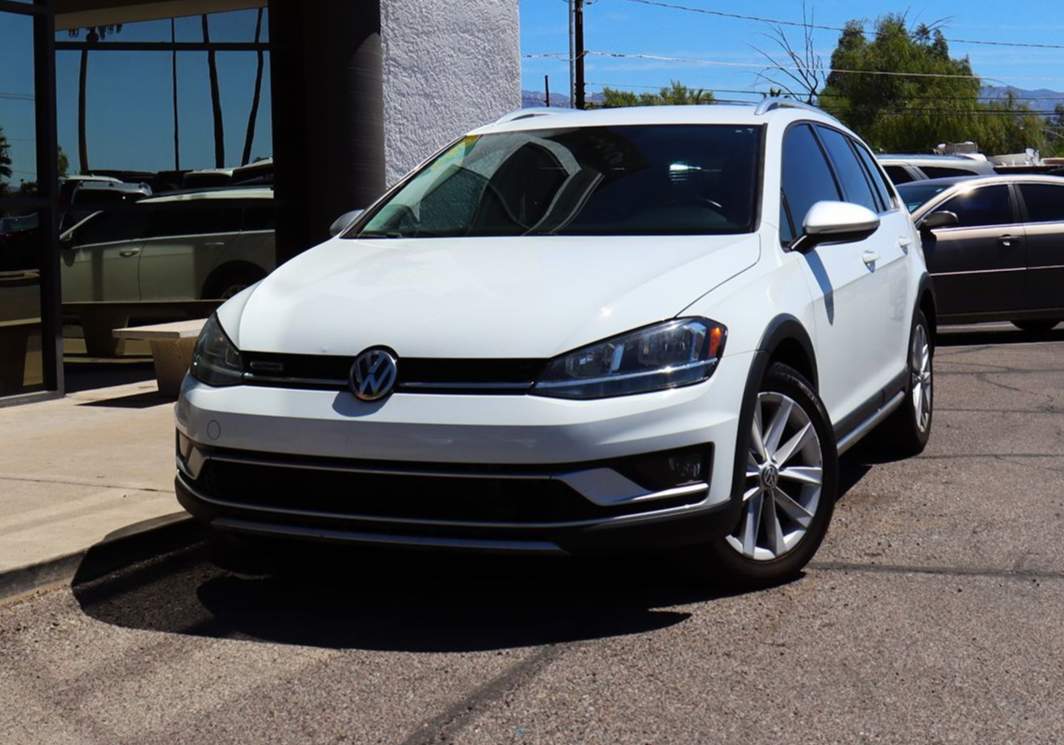 Volkswagen Golf Alltrack photo 2