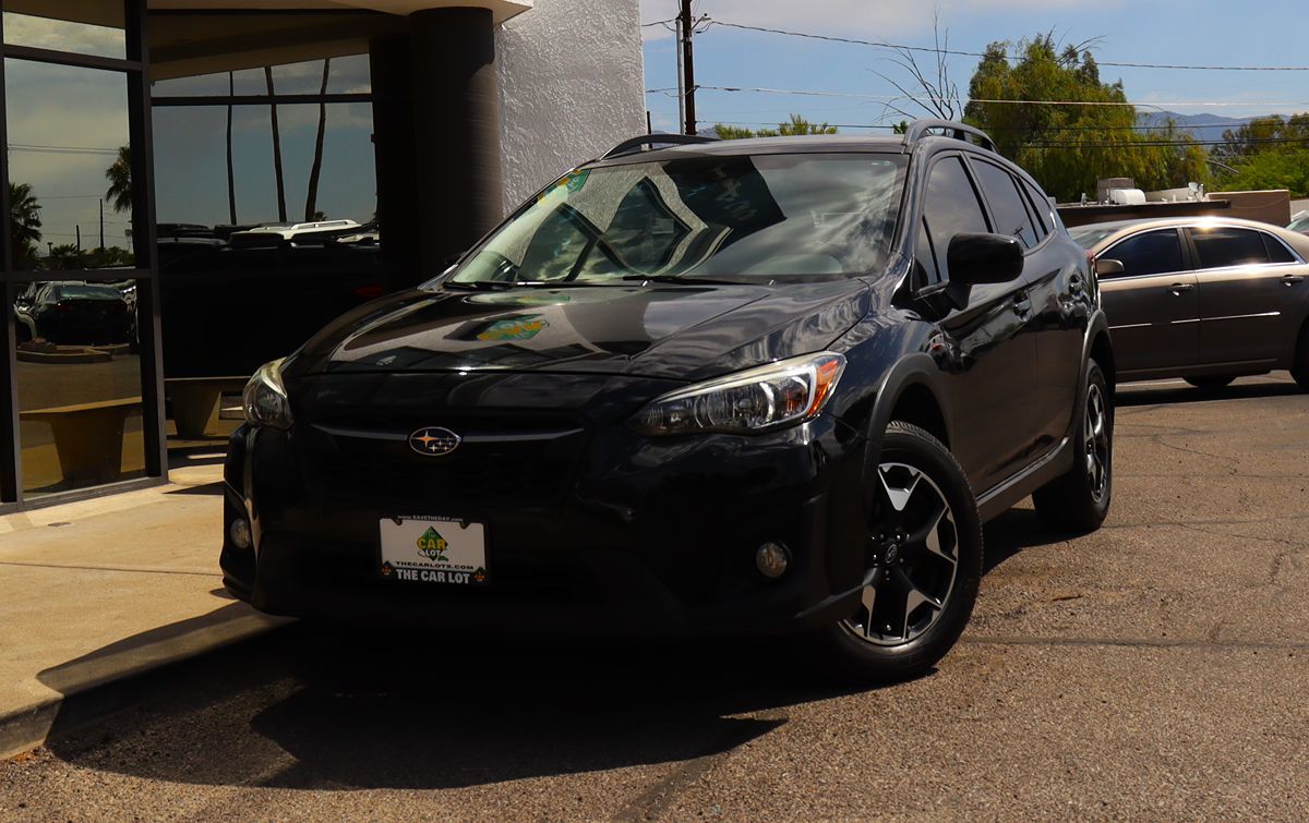 Subaru Crosstrek photo 2