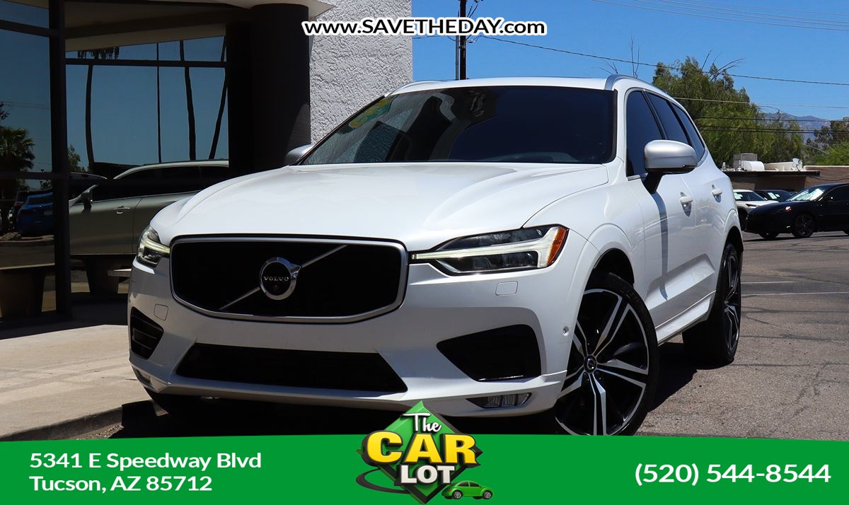 2018 Volvo XC60 T6 R-Design AWD's photo