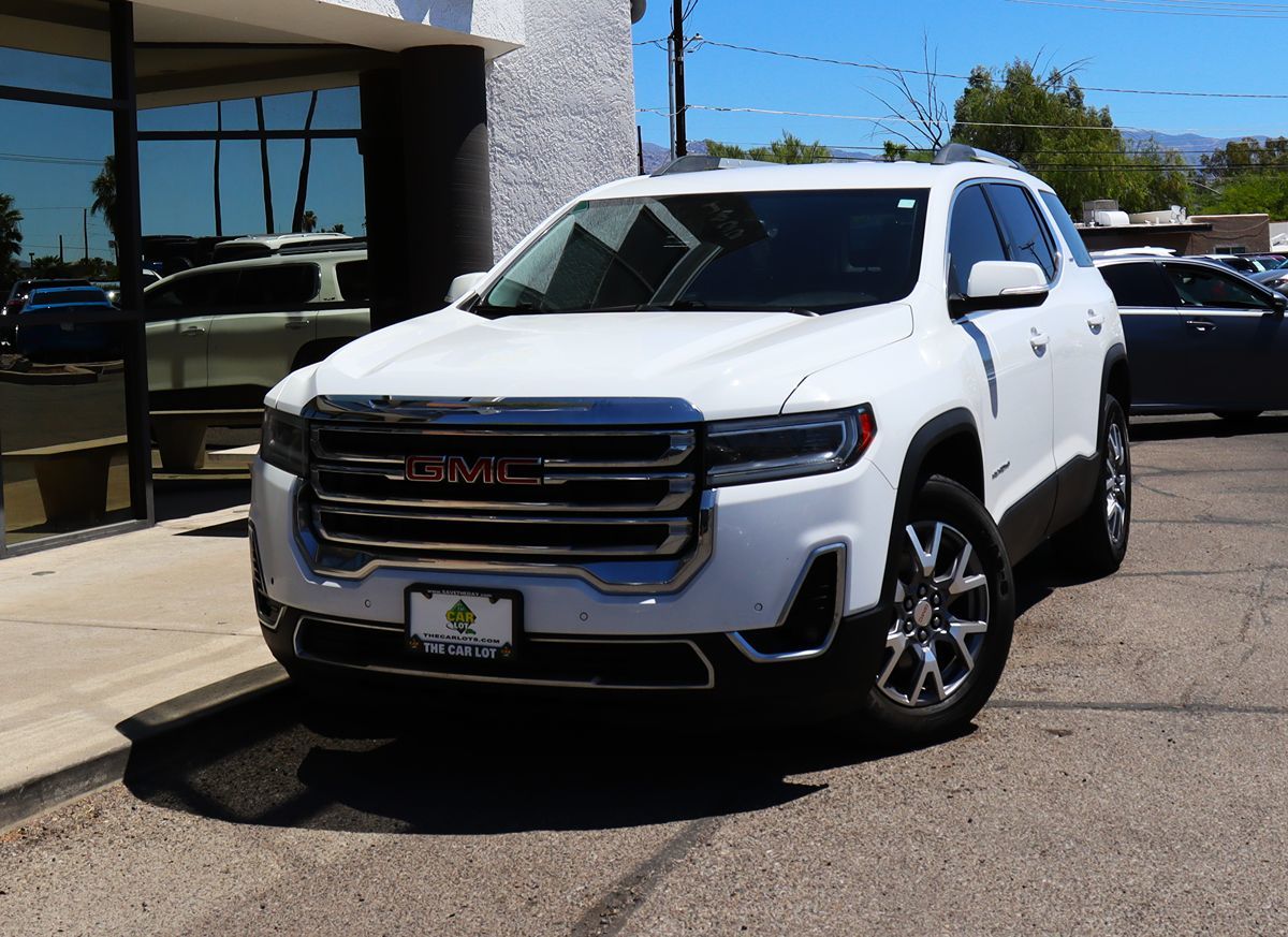GMC Acadia photo 2
