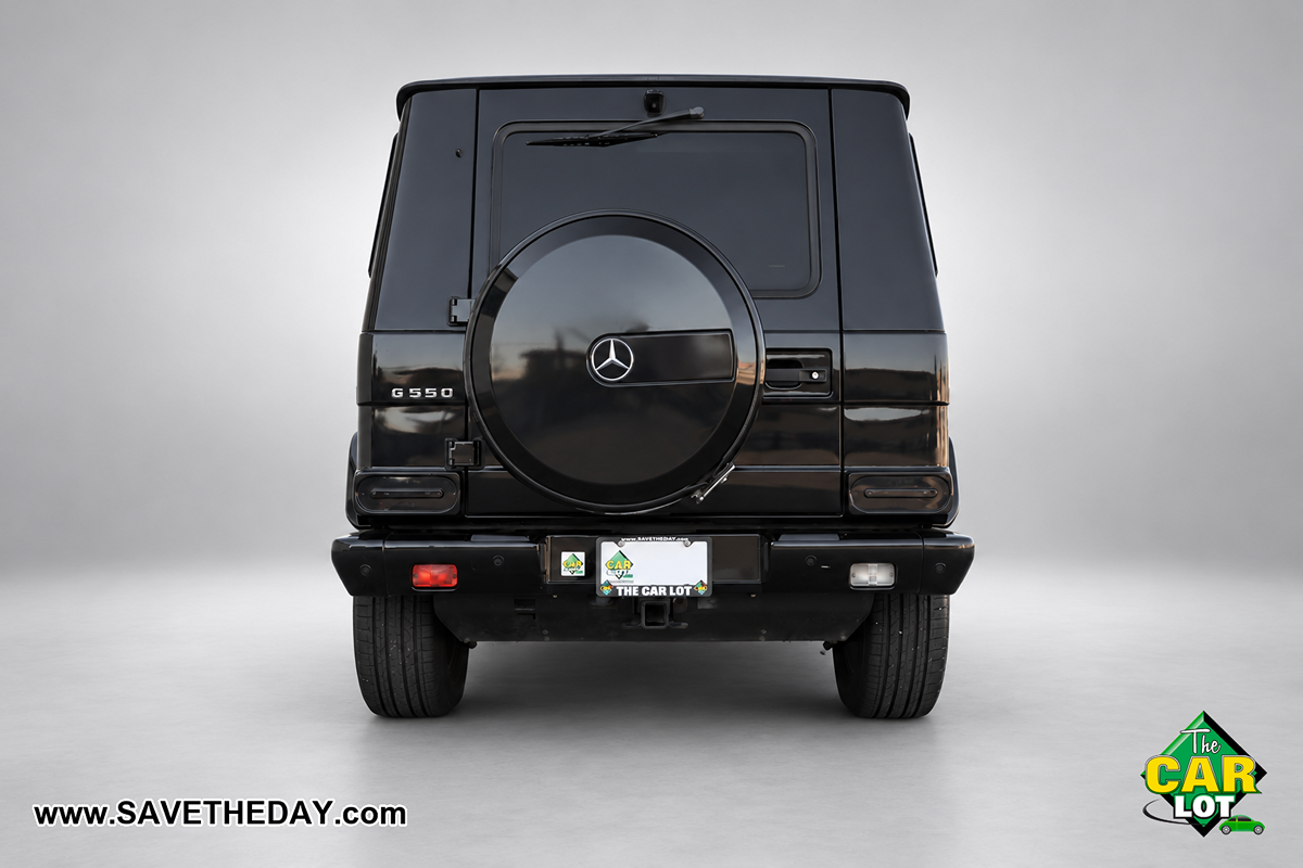 Photo 7 of this Mercedes-Benz G 550