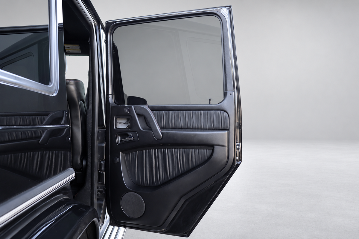 Photo 15 of this Mercedes-Benz G 550