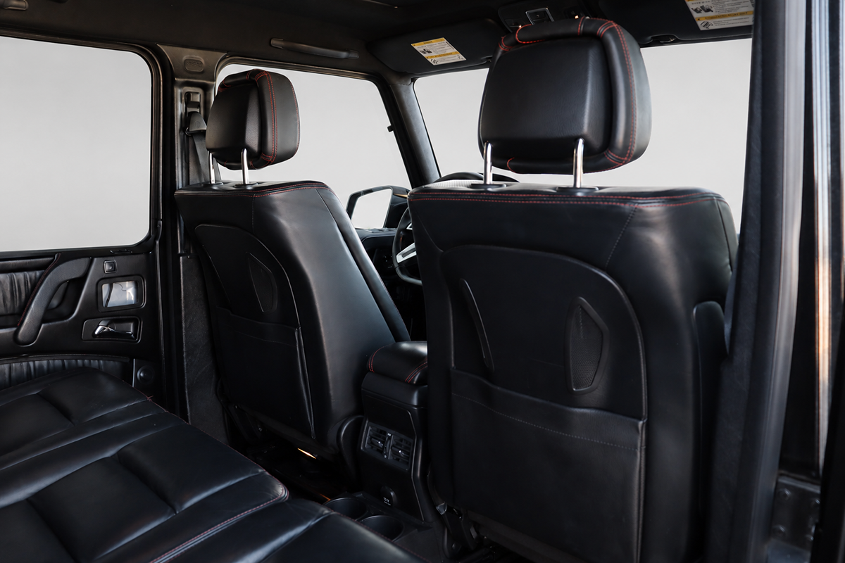Photo 17 of this Mercedes-Benz G 550