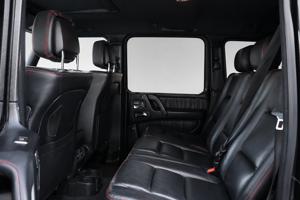Photo 19 of this Mercedes-Benz G 550