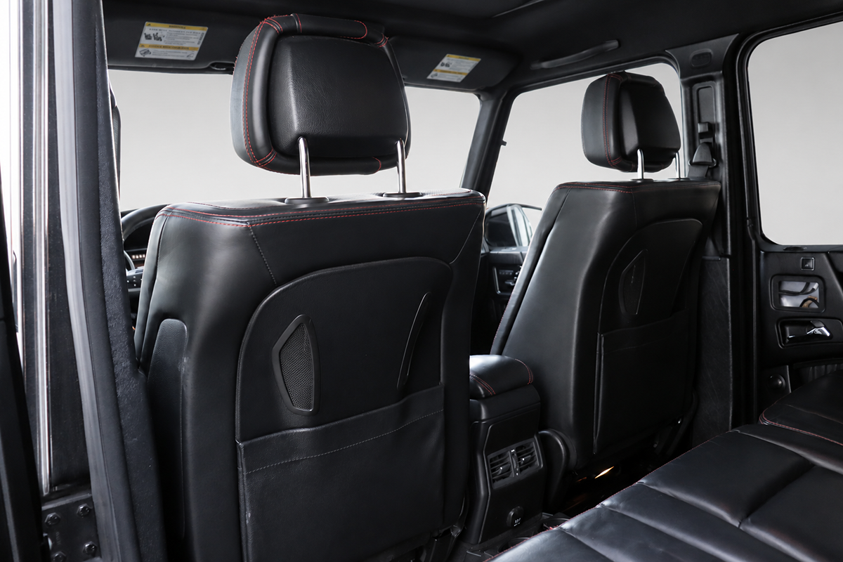 Photo 20 of this Mercedes-Benz G 550