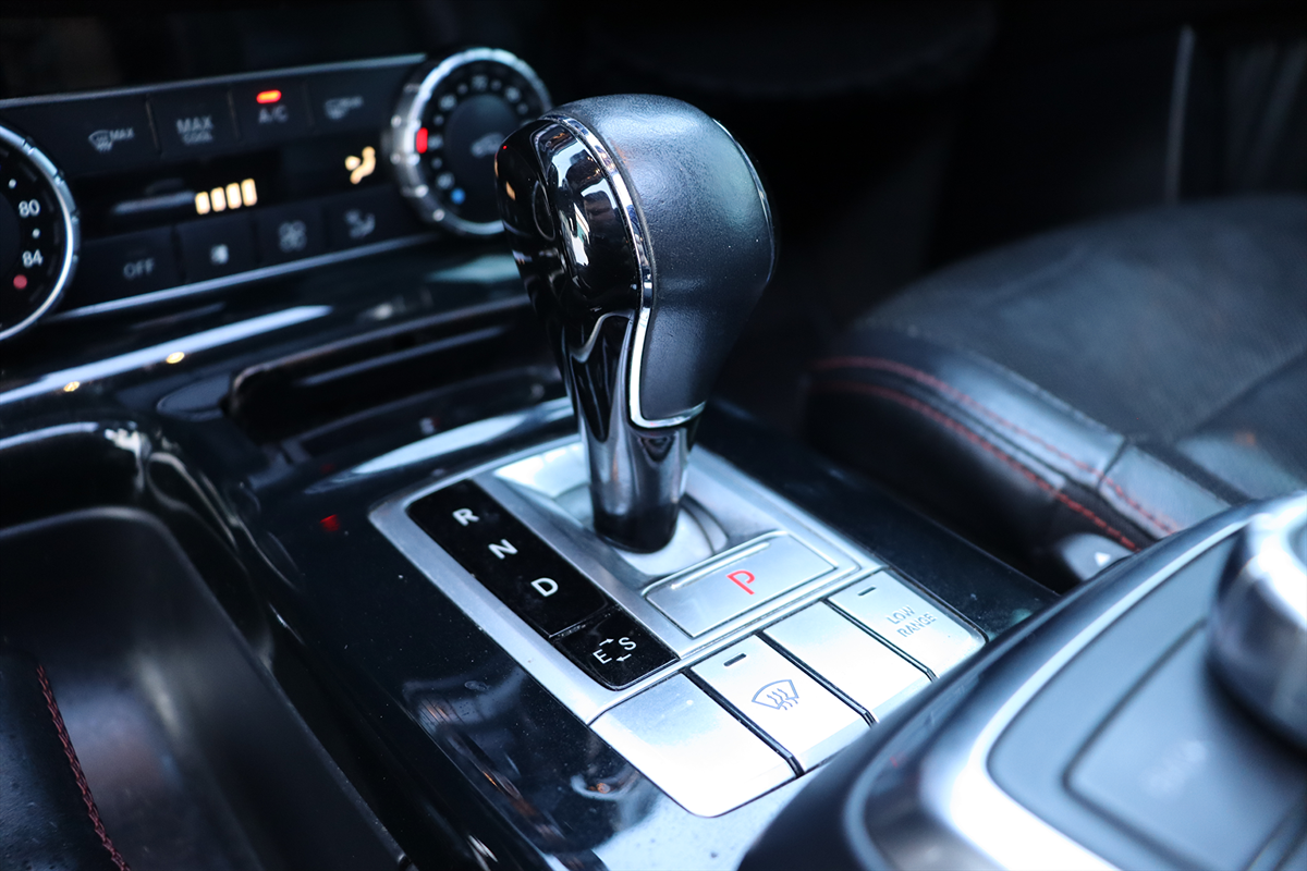 Photo 42 of this Mercedes-Benz G 550